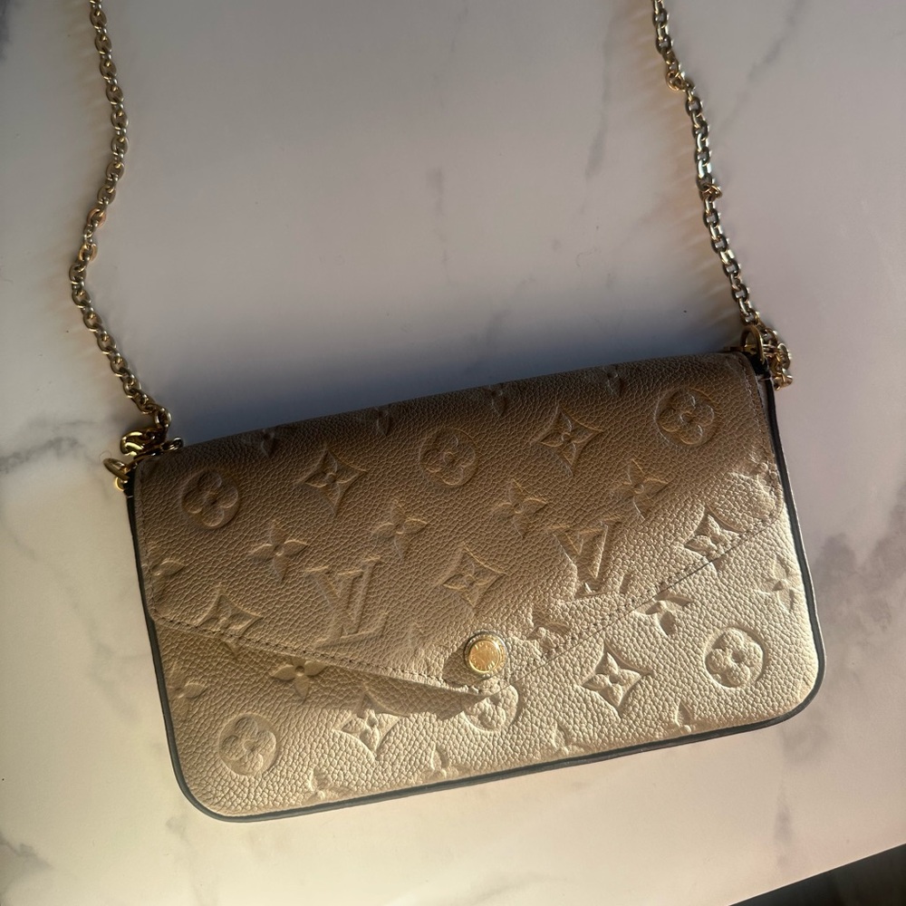 Louis Vuitton felice pochette